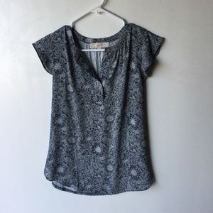 Loft Casual top in French blue floral print